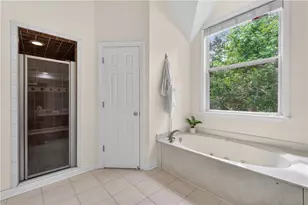 371 Shyrewood Dr, Lawrenceville, GA 30043 - Photo 28