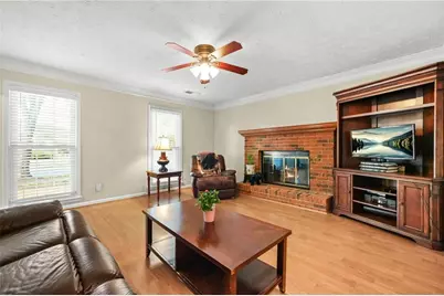825 Meadowsong Circle, Lawrenceville, GA 30043 - Photo 10