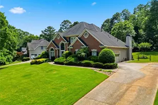 1110 Woodland Trace, Cumming, GA 30041 - Photo 2