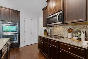 2811 Magnolia Creek Dr NW, Kennesaw, GA 30152 - Photo 18