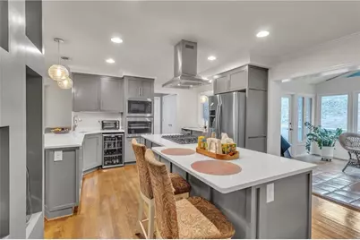4374 Peachtree Dunwoody Road NE, Atlanta, GA 30342 - Photo 16