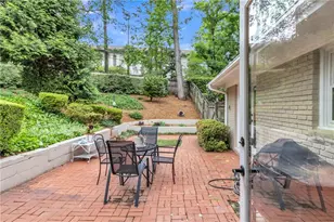 4374 Peachtree Dunwoody Rd NE, Atlanta, GA 30342 - Photo 50