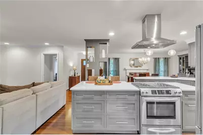 4374 Peachtree Dunwoody Road NE, Atlanta, GA 30342 - Photo 14