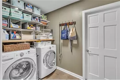 4374 Peachtree Dunwoody Road NE, Atlanta, GA 30342 - Photo 22