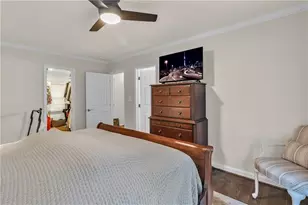 4374 Peachtree Dunwoody Rd NE, Atlanta, GA 30342 - Photo 24
