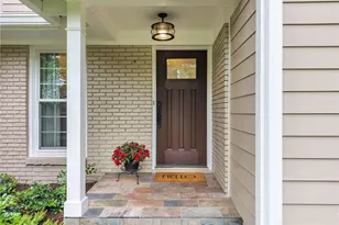 4374 Peachtree Dunwoody Rd NE, Atlanta, GA 30342 - Photo 4