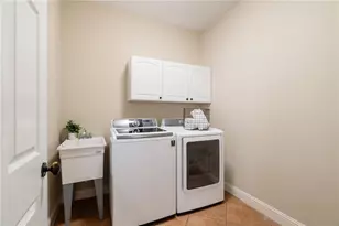 46 Lakecrest Cir, Suwanee, GA 30024 - Photo 26