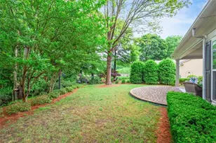 6065 Vickery Point, Cumming, GA 30040 - Photo 28