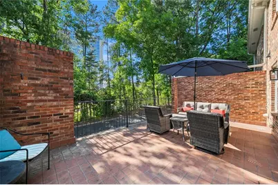 1673 Executive Park Lane NE, Atlanta, GA 30329 - Photo 14