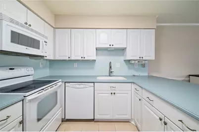 1673 Executive Park Lane NE, Atlanta, GA 30329 - Photo 10