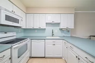 1673 Executive Park Ln NE, Atlanta, GA 30329 - Photo 10