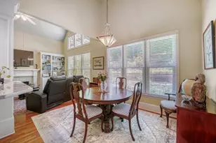 3673 Lake Edge Dr, Suwanee, GA 30024 - Photo 10