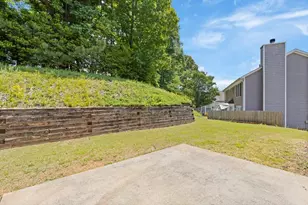 1968 Wedgewood Dr, Stone Mountain, GA 30088 - Photo 36