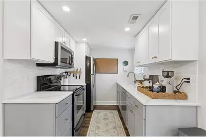 6900 Roswell Road #F1, Atlanta, GA 30328 - Photo 4