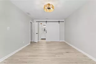 2302 Smokehouse Path, Lawrenceville, GA 30044 - Photo 20