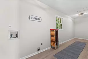 2302 Smokehouse Path, Lawrenceville, GA 30044 - Photo 18