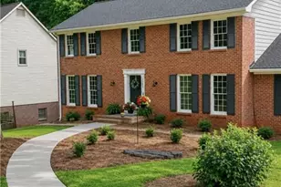 2302 Smokehouse Path, Lawrenceville, GA 30044 - Photo 2