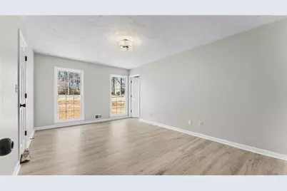 2302 Smokehouse Path, Lawrenceville, GA 30044 - Photo 16