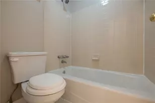 5097 Village Green Way, Alpharetta, GA 30009 - Photo 32