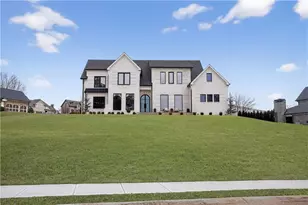 2445 Sunflower Dr, Hoschton, GA 30548 - Photo 2