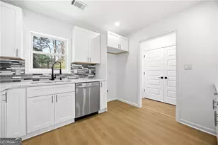 1775 Hadlock St SW, Atlanta, GA 30311 - Photo 8
