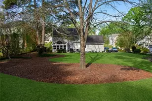2074 Rockdale Cir, Snellville, GA 30078 - Photo 14