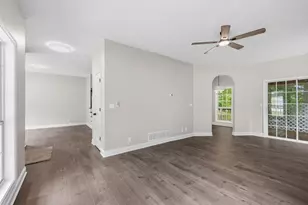 1104 Havel Dr SW, Marietta, GA 30008 - Photo 4
