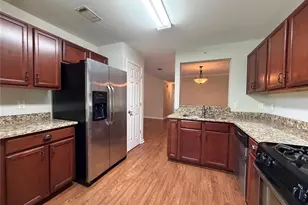 3921 Riverlook Pkwy SE, Marietta, GA 30067 - Photo 10