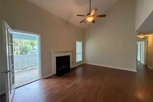 3921 Riverlook Pkwy SE, Marietta, GA 30067 - Photo 2