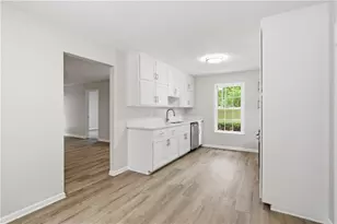 1171 Salisbury Trail, Riverdale, GA 30296 - Photo 6