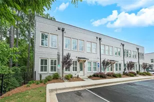 9040 Main St, Woodstock, GA 30188 - Photo 2