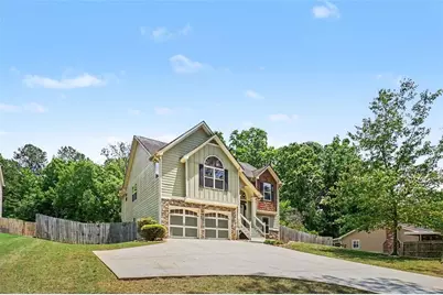3936 Memorial Parkway NW, Kennesaw, GA 30152 - Photo 4