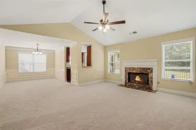 3936 Memorial Parkway NW, Kennesaw, GA 30152 - Photo 8