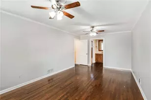260 River Springs Dr, Atlanta, GA 30328 - Photo 12