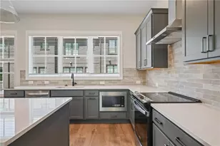 2636 Mackintosh Ct, Atlanta, GA 30319 - Photo 14