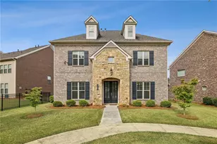 2240 Nancy Creek Dr, Atlanta, GA 30341 - Photo 1