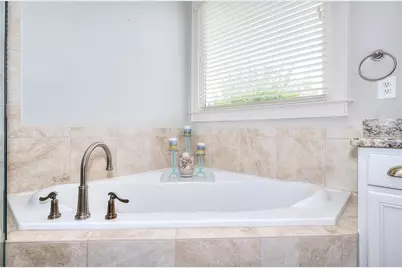 125 Hawthorn Way, Hoschton, GA 30548 - Photo 16