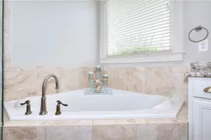 125 Hawthorn Way, Hoschton, GA 30548 - Photo 16