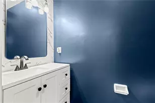 1012 Blankets Creek Dr, Canton, GA 30114 - Photo 20
