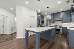 1012 Blankets Creek Dr, Canton, GA 30114 - Photo 10