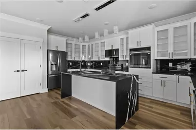 392 Price Place, Norcross, GA 30071 - Photo 10