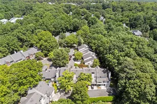 5644 River Oaks Pl, Atlanta, GA 30327 - Photo 30