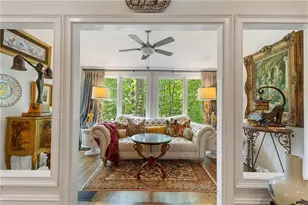 5644 River Oaks Pl, Atlanta, GA 30327 - Photo 12