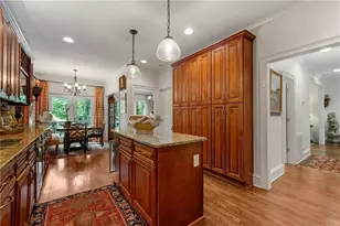 5644 River Oaks Pl, Atlanta, GA 30327 - Photo 6