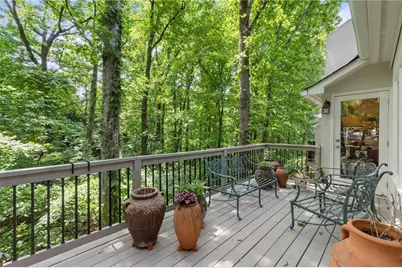 5644 River Oaks Place #7B, Atlanta, GA 30327 - Photo 10
