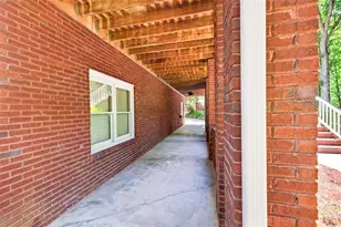 667 Wellington Dr, Winder, GA 30680 - Photo 12