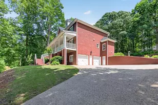 667 Wellington Dr, Winder, GA 30680 - Photo 6