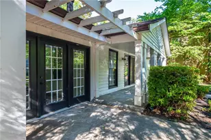 1781 Warren Ct NW, Atlanta, GA 30318 - Photo 2