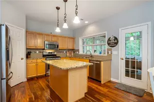 708 Waveland Dr, Woodstock, GA 30189 - Photo 20