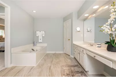 708 Waveland Drive, Woodstock, GA 30189 - Photo 32